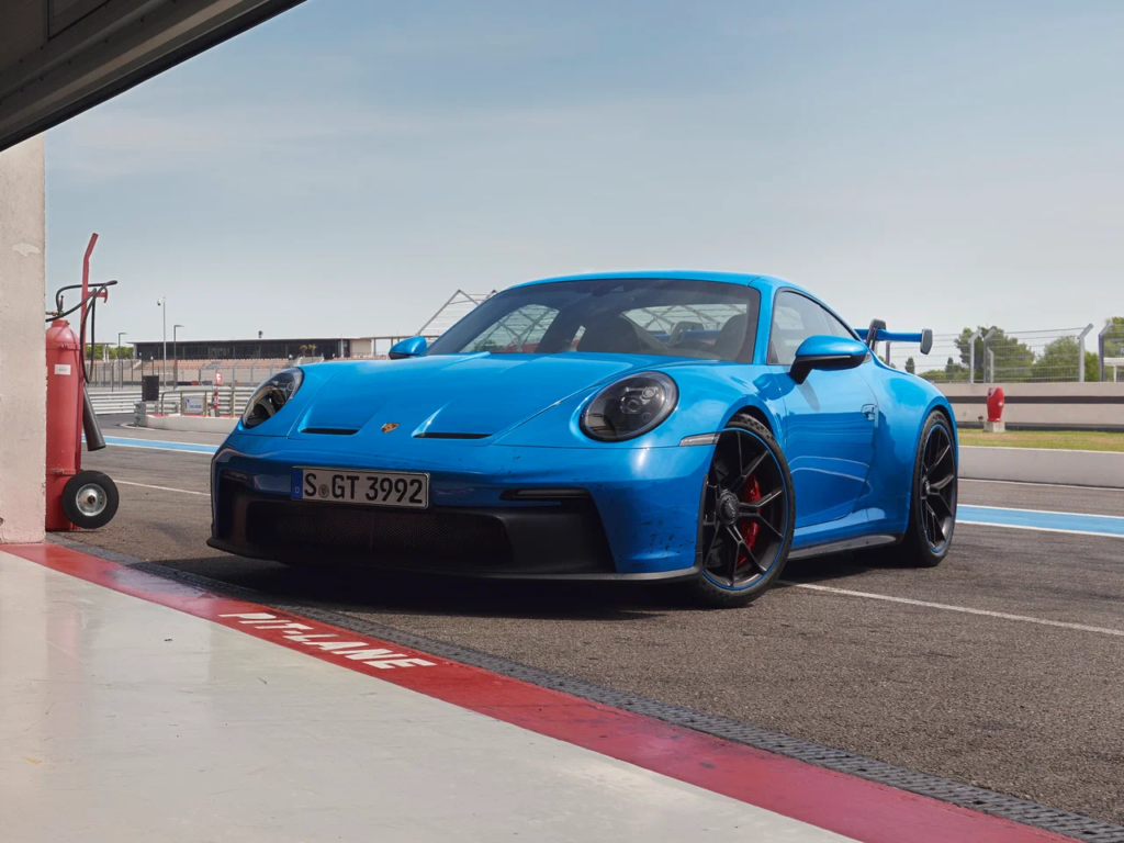 7 Best Porsche Cars in UK 2024